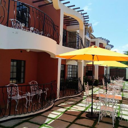 Machakos Suites Luxury Hotel Экстерьер фото