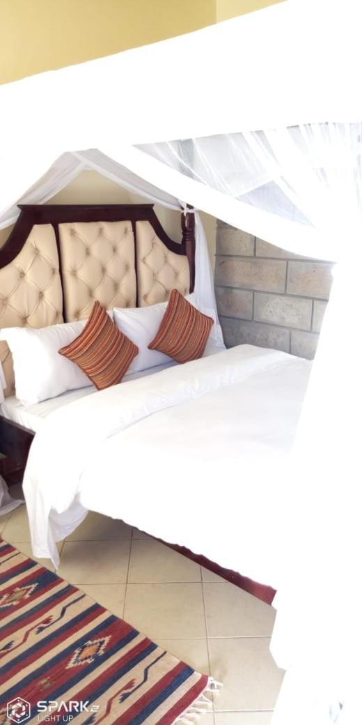 Machakos Suites Luxury Hotel Экстерьер фото